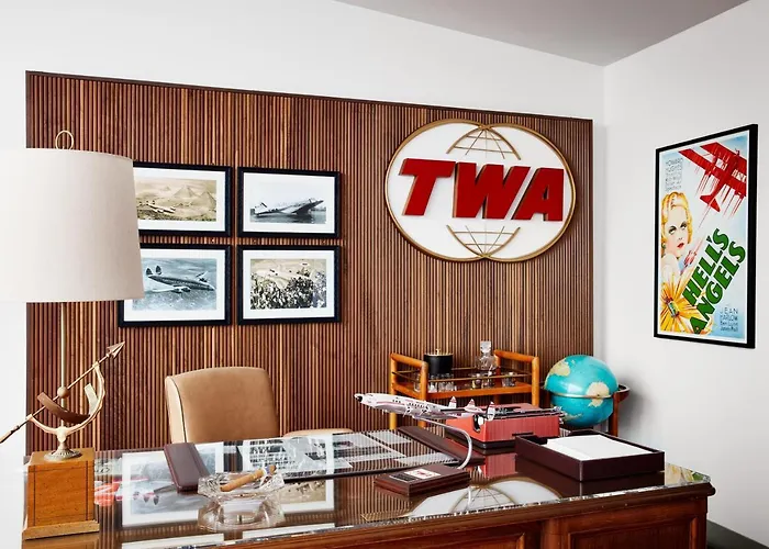 Twa Hotel At Jfk Airport